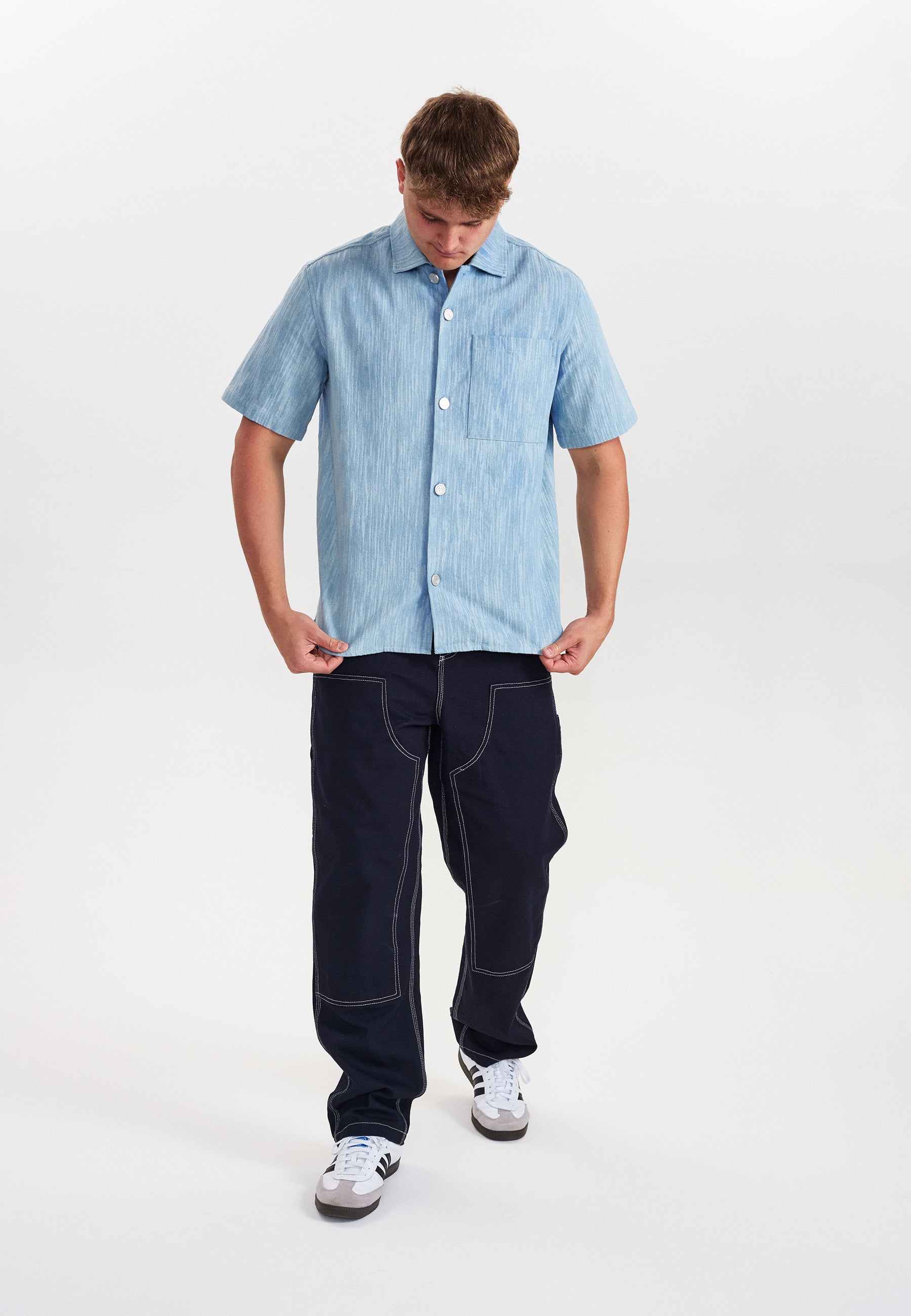 DXNMXRK. DXflemming Outlet Blue