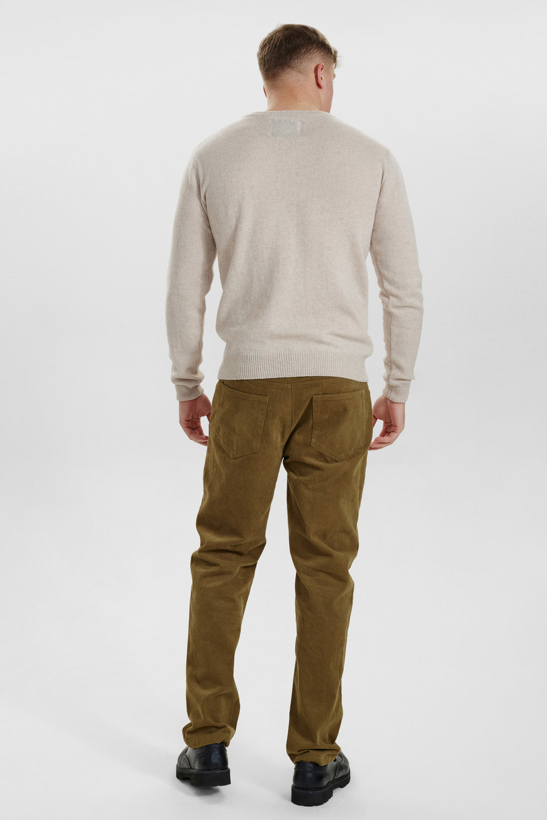 DXNMXRK. Darren Outlet Beige