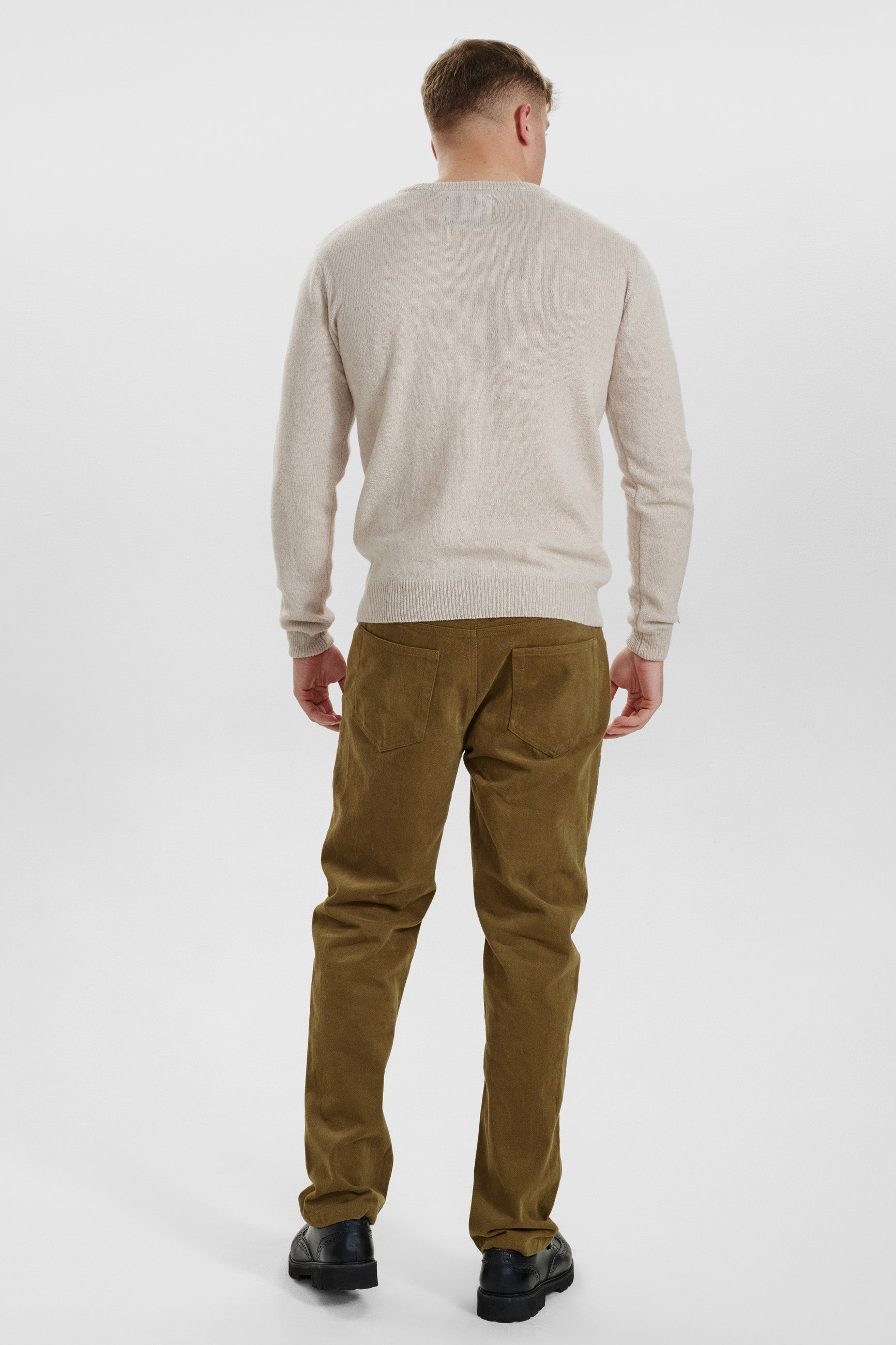 DXNMXRK. Darren Outlet Beige