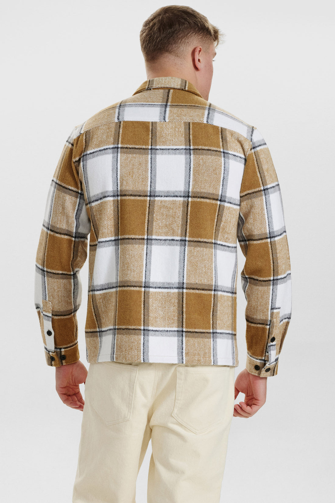 DXNMXRK. Dennik Outlet Off white