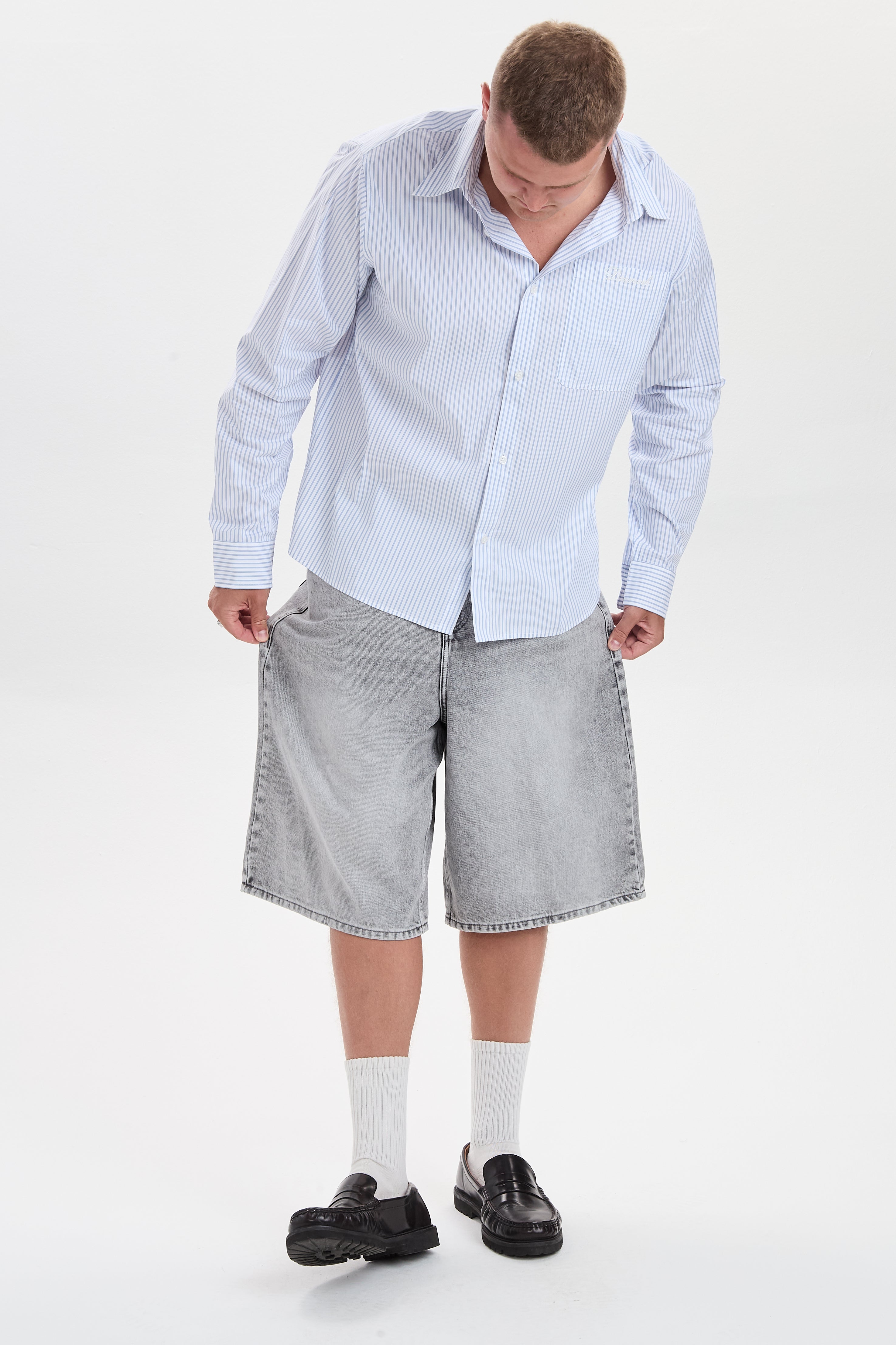 DXHarri Grey Wide Fit Denim Shorts
